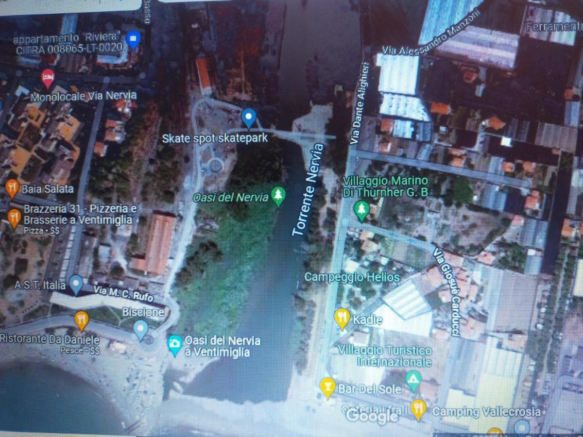 Appartamento Riviera Trilocale Wifi E Parcheggio Privato Ventimiglia Ngoại thất bức ảnh